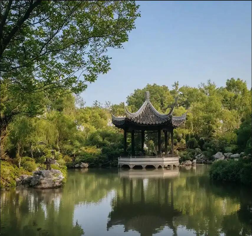 成都雨双建筑有限公司